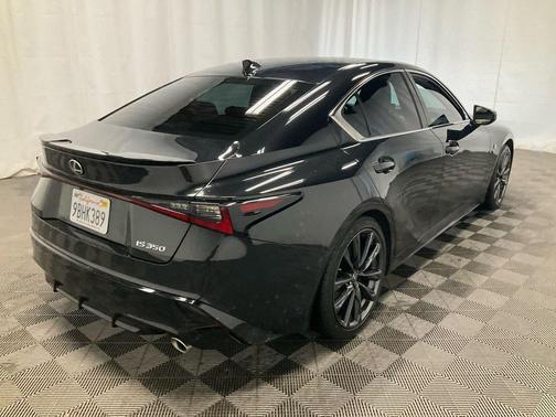 2022 Lexus IS 350 Base