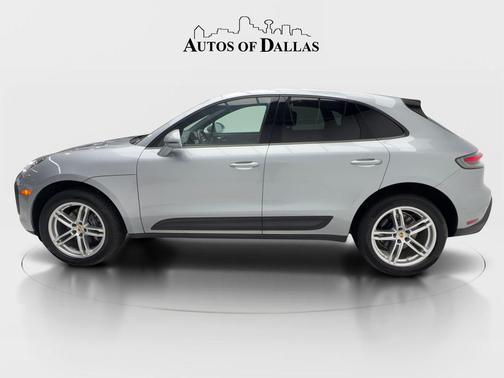 Dolomite Silver Metallic 2022 Porsche Macan Macan