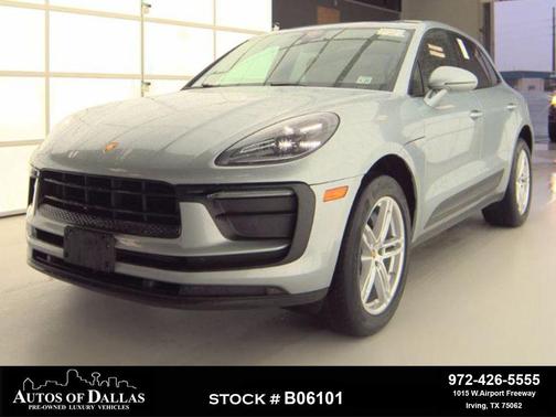 Dolomite Silver Metallic 2022 Porsche Macan Macan