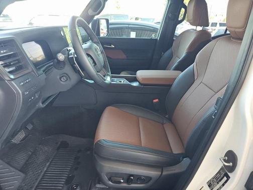 2025 Lexus GX 550 Premium