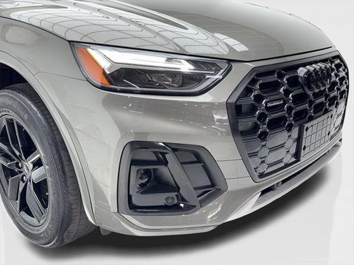 2023 Audi Q5 45 S line Premium
