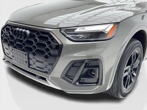 2023 Audi Q5 45 S line Premium