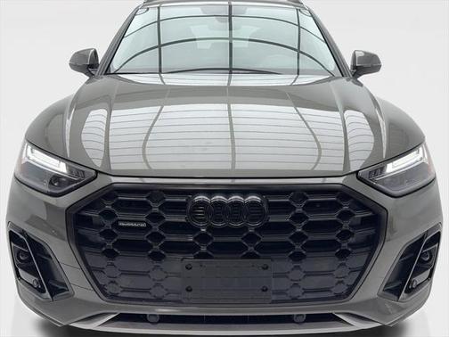 2023 Audi Q5 45 S line Premium