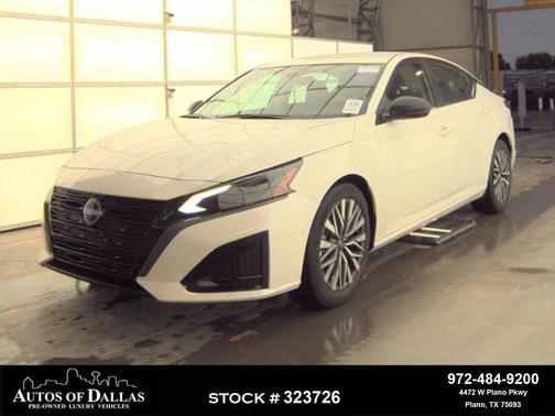 Pearl White Tricoat 2026 Nissan Altima 2.5 SV