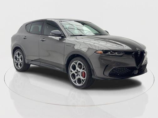 Grigio Ascari Metallic 2024 Alfa Romeo Tonale Veloce EAWD