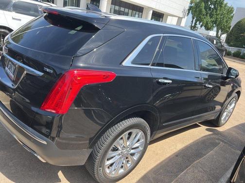 2017 Cadillac XT5 Platinum
