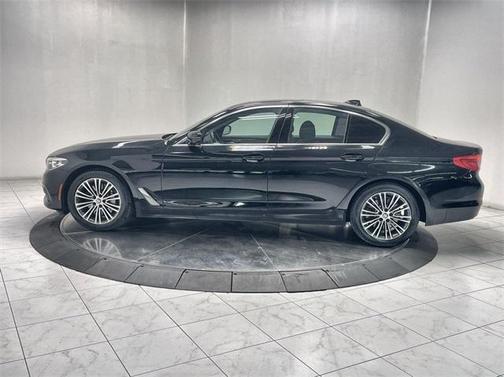 2019 BMW 530 i