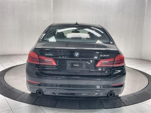 2019 BMW 530 i