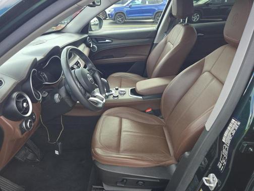 2021 Alfa Romeo Stelvio Ti