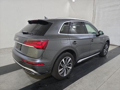 2023 Audi Q5 45 S line Premium