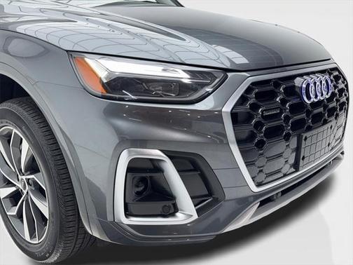 2023 Audi Q5 45 S line Premium
