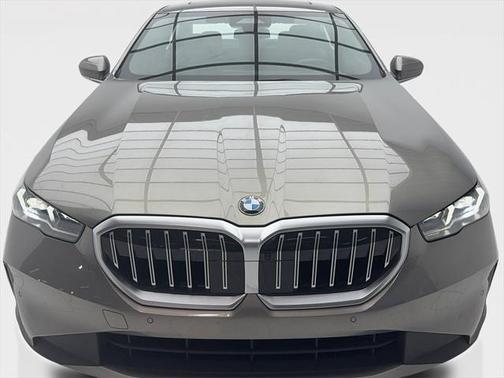 2024 BMW 530 i