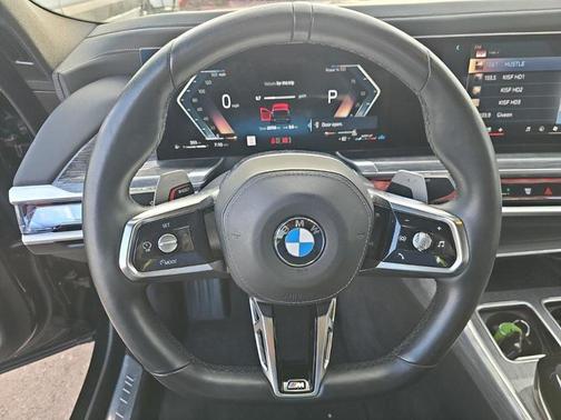 2025 BMW 740 i