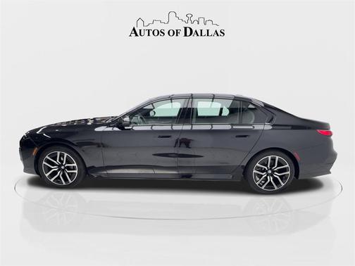 2025 BMW 740 i