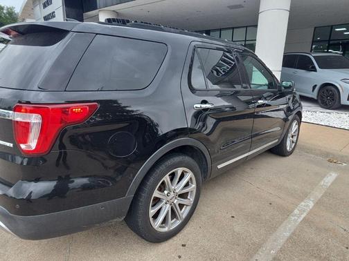 Shadow Black 2016 Ford Explorer Limited
