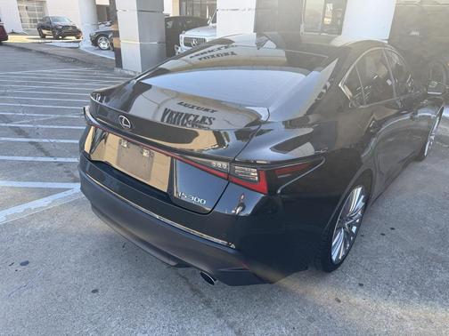 2022 Lexus IS 300 Base