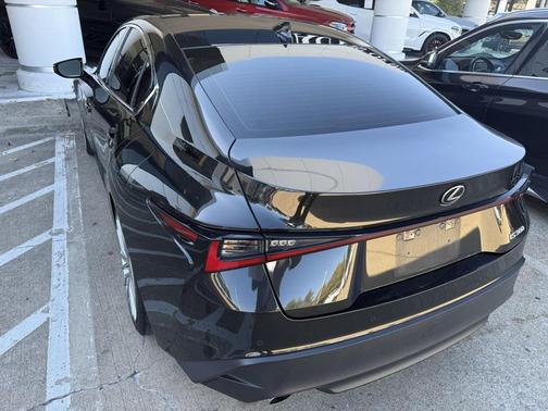 2022 Lexus IS 300 Base