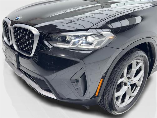 2025 BMW X4 xDrive30i