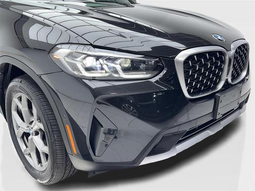 2025 BMW X4 xDrive30i