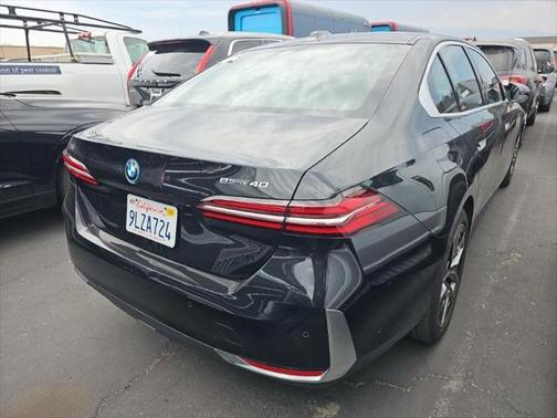 2024 BMW i5 eDrive40