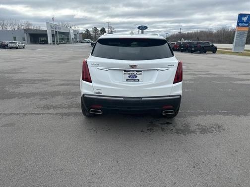 2023 Cadillac XT5 Luxury