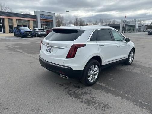 2023 Cadillac XT5 Luxury