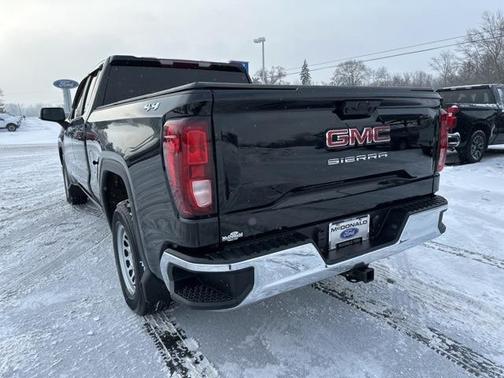2023 GMC Sierra 1500 Pro