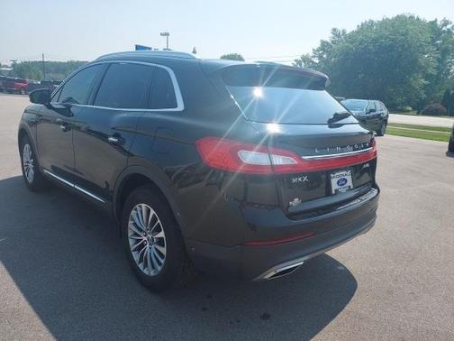 2016 Lincoln MKX Select