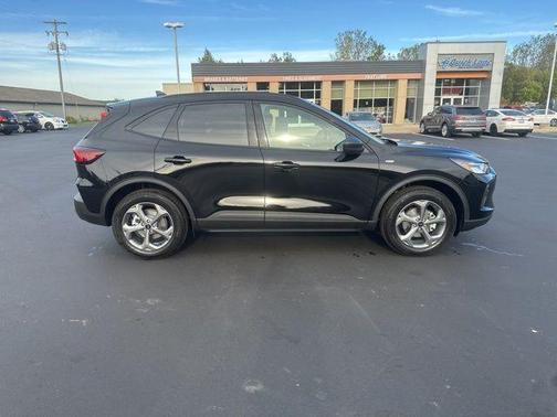 Agate Black Metallic 2026 Ford Escape ST-Line