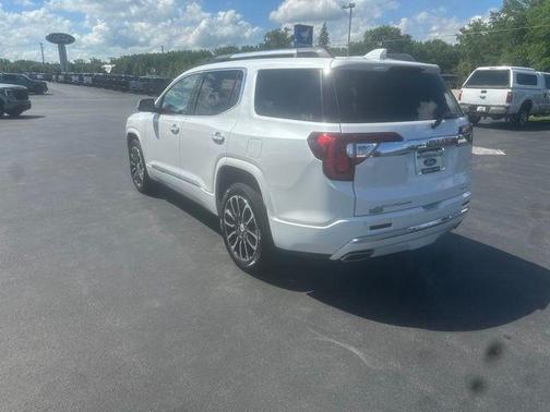 White Frost Tri-Coat 2020 GMC Acadia Denali