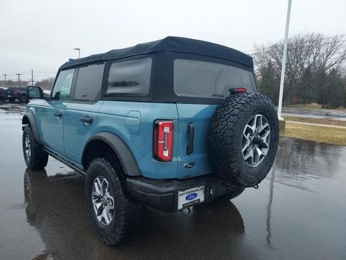 2022 Ford Bronco Badlands
