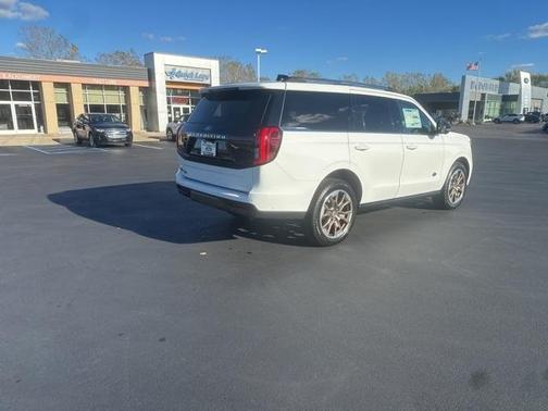 2025 Ford Expedition King Ranch