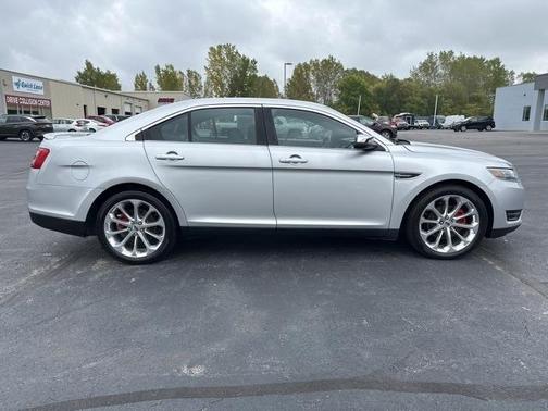 2018 Ford Taurus Limited