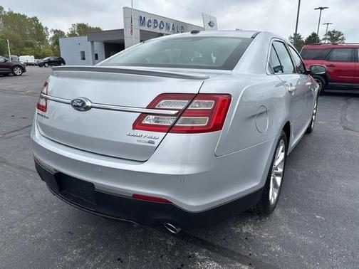 2018 Ford Taurus Limited