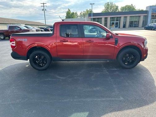 Hot Pepper Red Tinted Clearcoat 2022 Ford Maverick Lariat