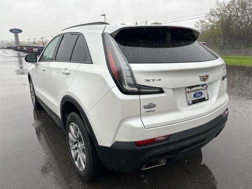 2023 Cadillac XT4 Sport