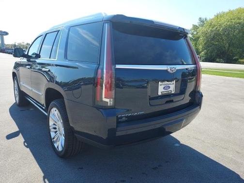 2019 Cadillac Escalade Platinum