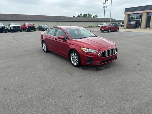 2020 Ford Fusion SE