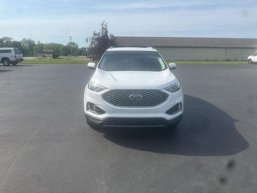 Oxford White 2023 Ford Edge SEL