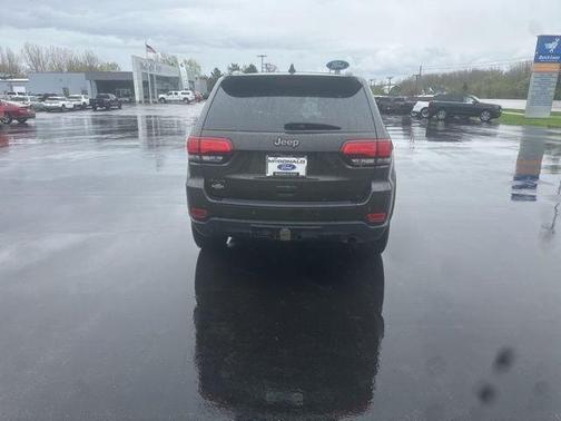 Recon Green Clearcoat 2016 Jeep Grand Cherokee Laredo