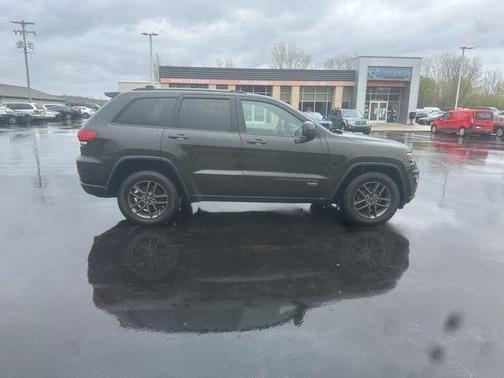 Recon Green Clearcoat 2016 Jeep Grand Cherokee Laredo