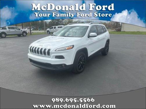 Bright White Clearcoat 2015 Jeep Cherokee Latitude