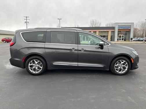 2019 Chrysler Pacifica Limited