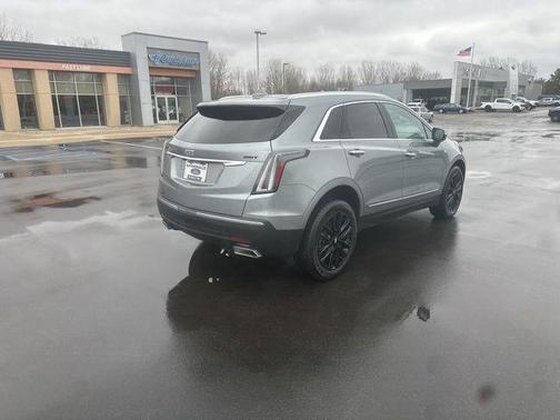 2024 Cadillac XT5 Luxury