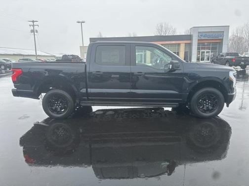 2025 Ford F-150 Lightning XLT