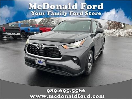 2024 Toyota Highlander LE