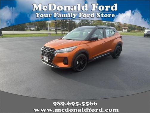 2023 Nissan Kicks SR