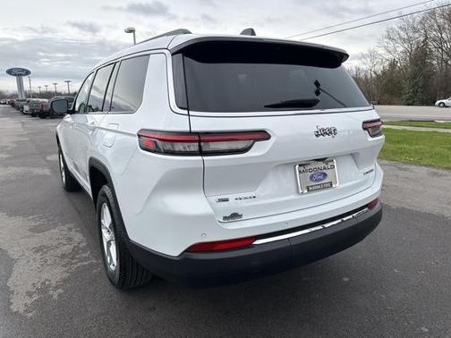 2023 Jeep Grand Cherokee L Laredo