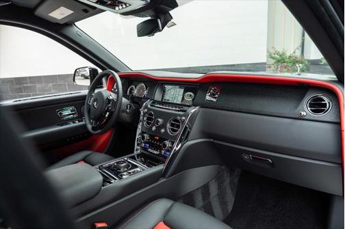2023 Rolls-Royce Cullinan Base
