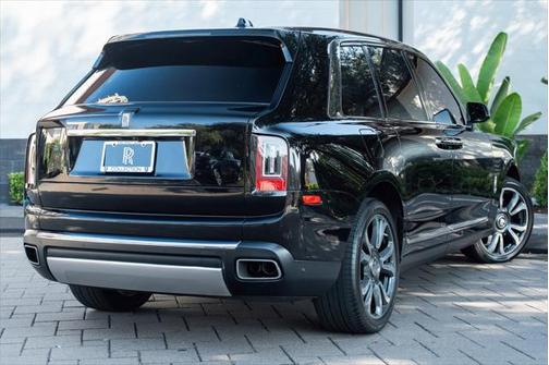 2022 Rolls-Royce Cullinan Base